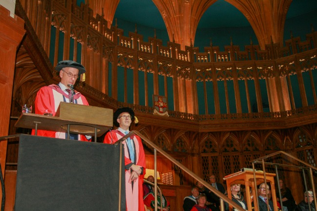 British divers awarded honorary degrees for rescuing Thai soccer team from caves in Chaing Mai